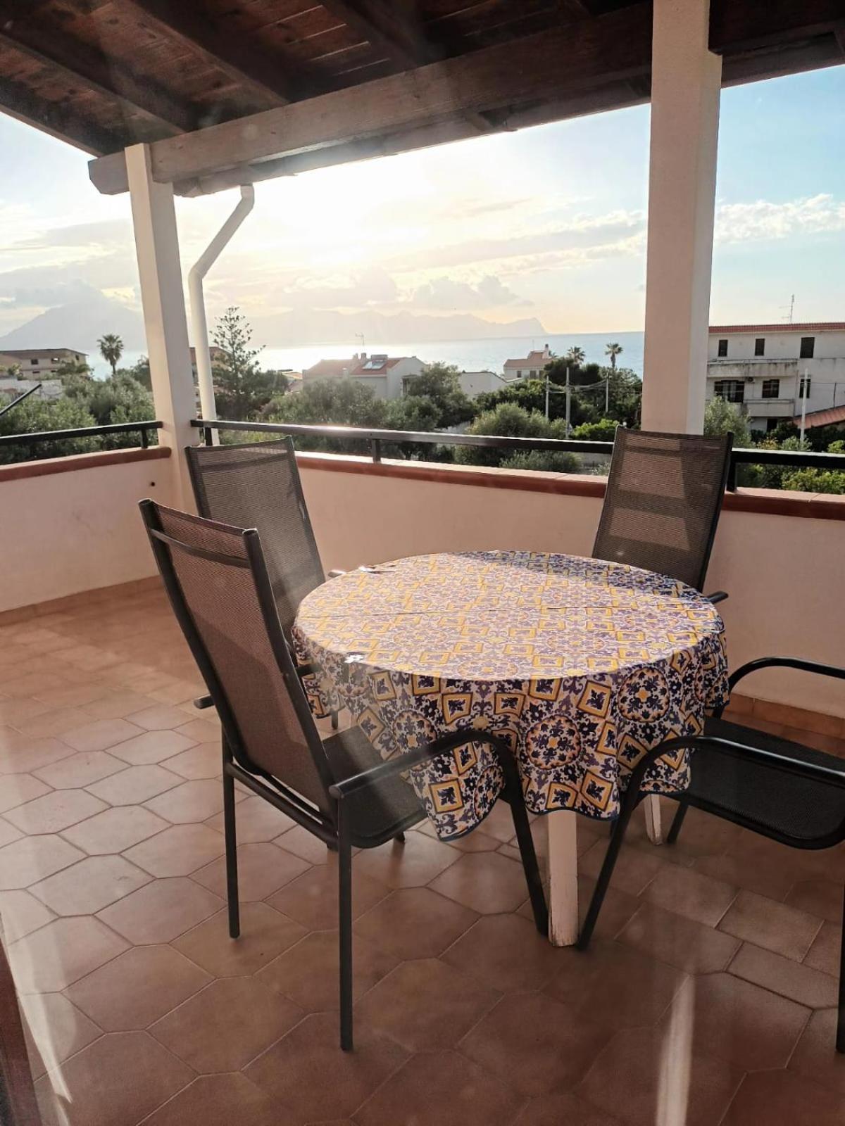 Vacanze Sicilia Lägenhet Trappeto  Rum bild